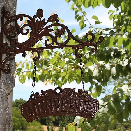 Les Hirondelles * Chalais (Charente)