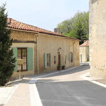 Les Hirondelles Chalais (Charente)